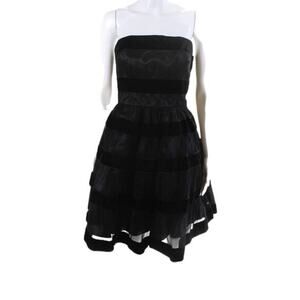 Betsey Johnson Evening Black Strapless Striped A-Line Mini Dress Women’s Size 2